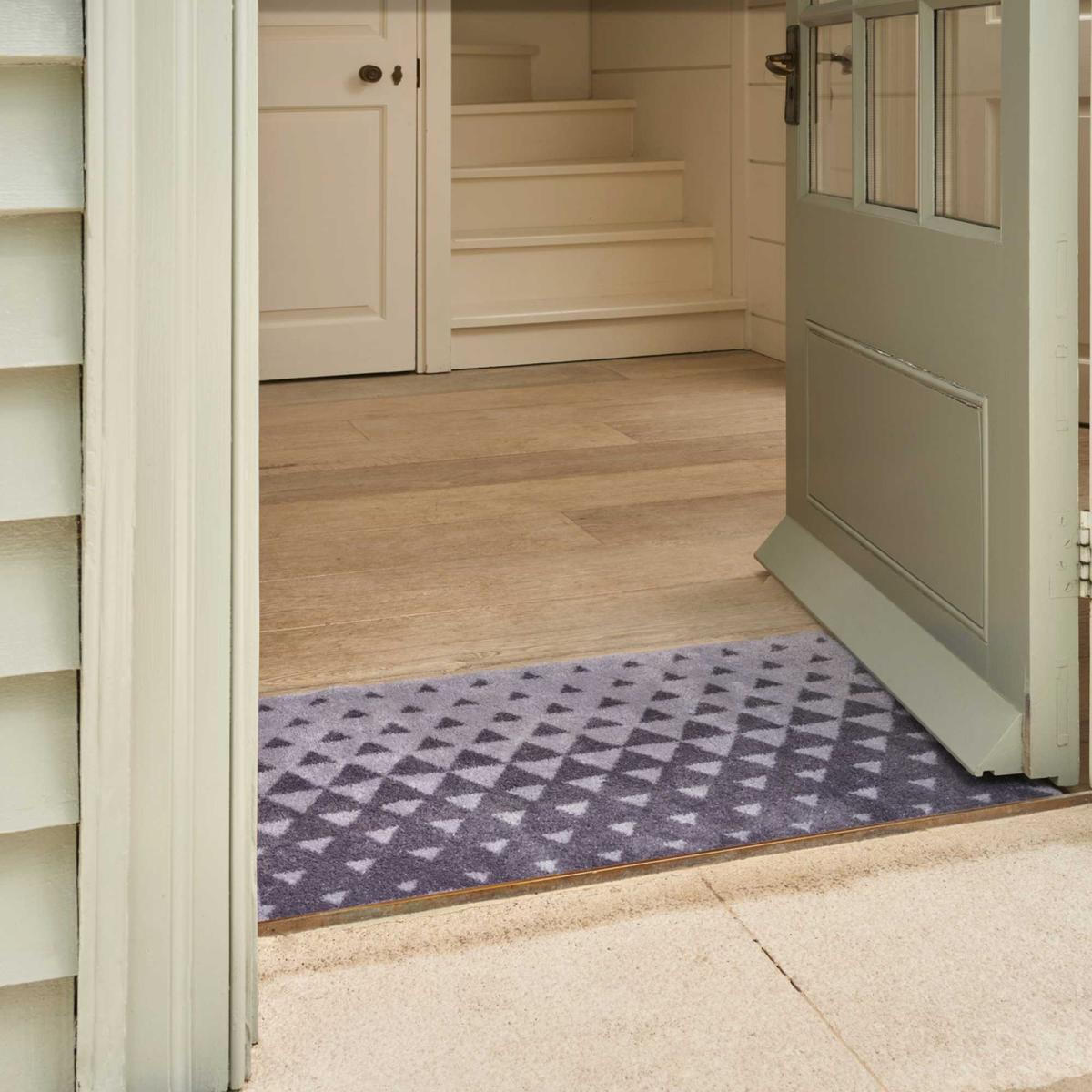 Graded Triangles Washable Doormats in Grey – image 2