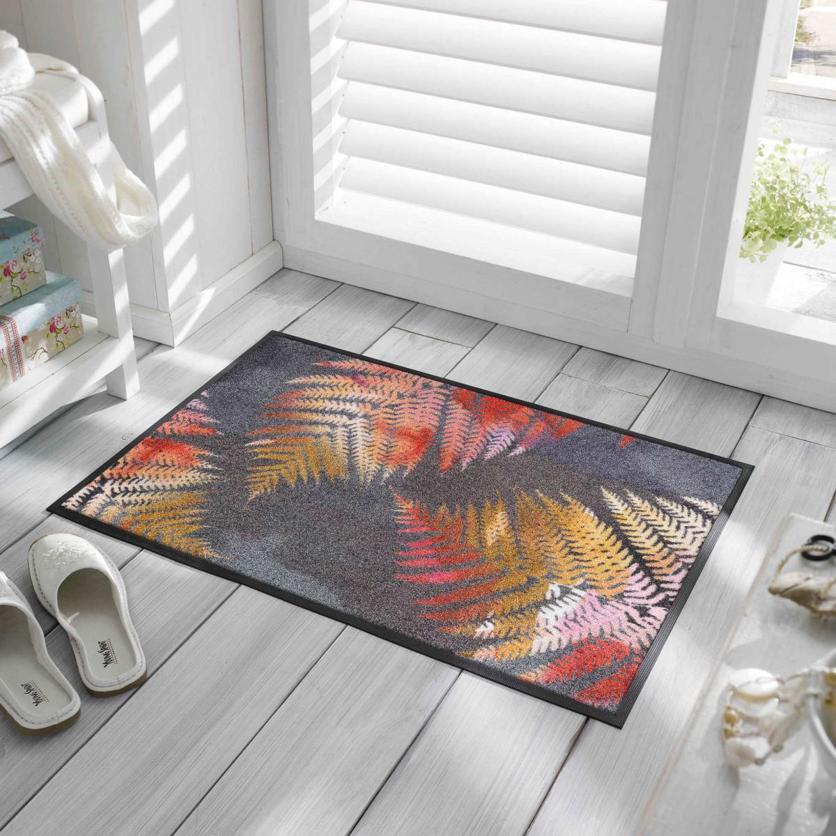 Erbario Leaf Washable Floor Mats in Multicolour – image 1
