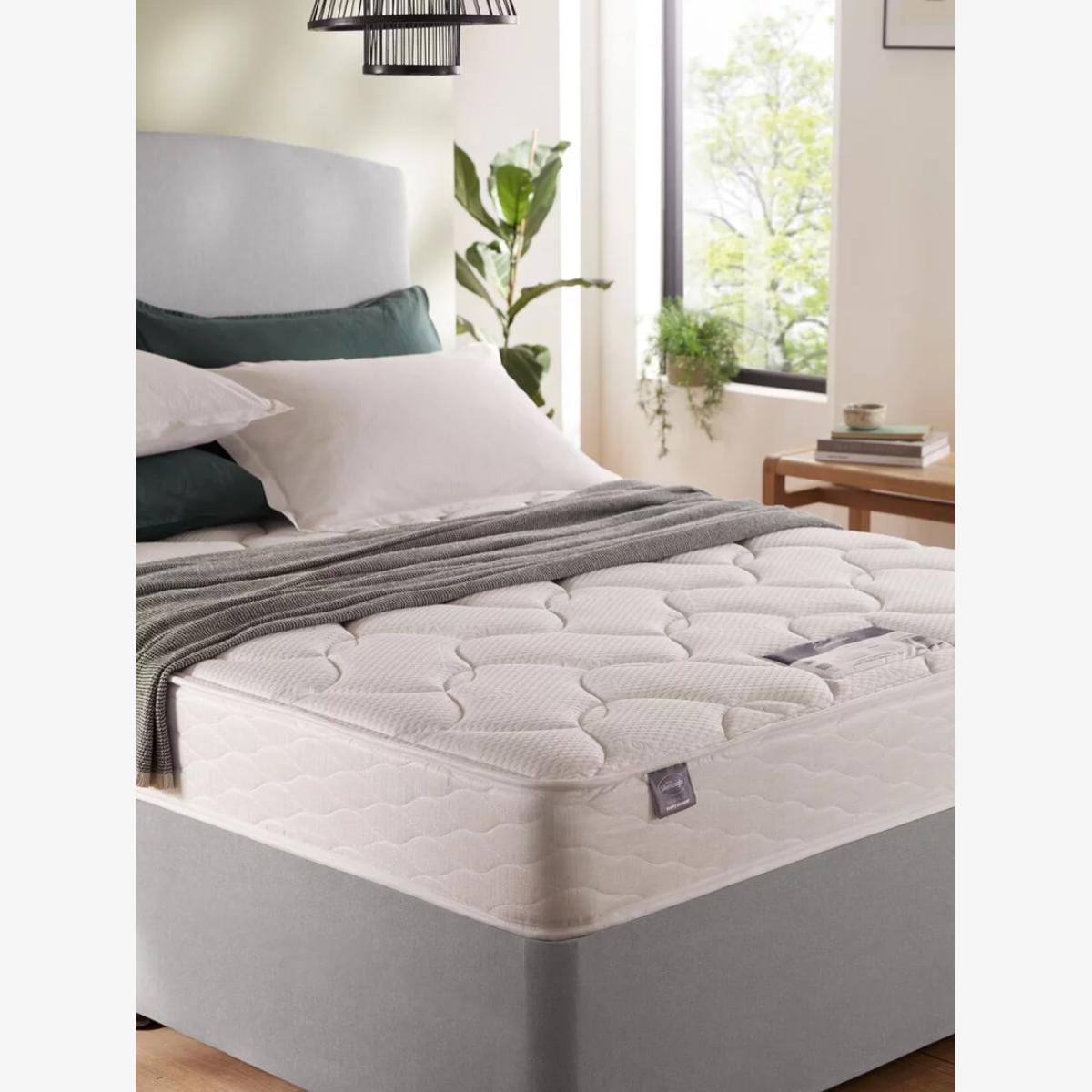 Silentnight Recover Miracoil Mattress, Medium Tension, King Size – image 1