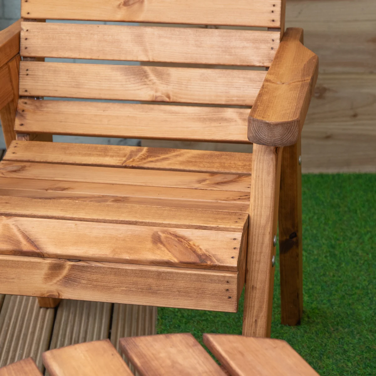 4 Seater Chunky Wooden Garden Furniture Set with Coffee Table - Brown – image 4