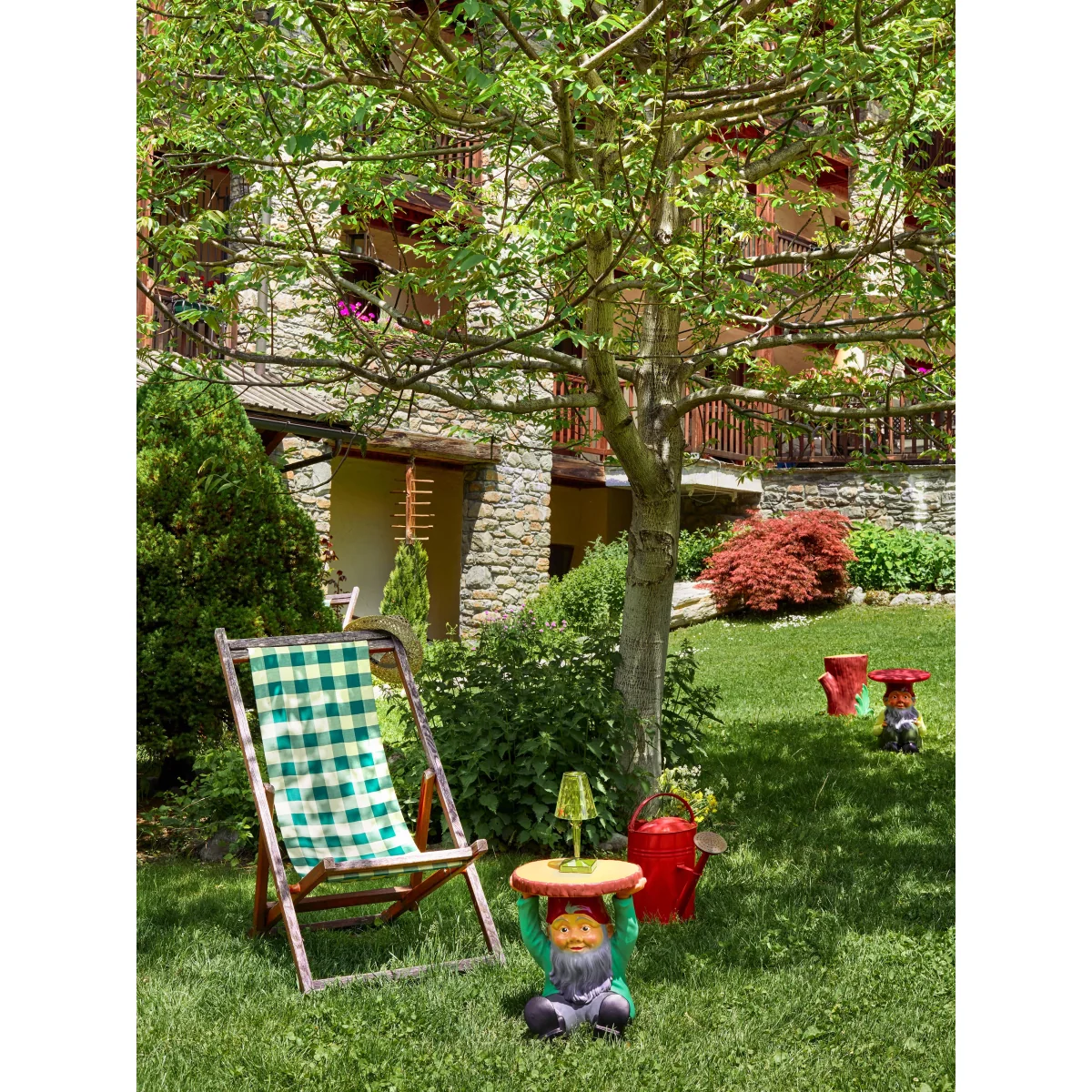 Round Garden Side Table Attila – image 2