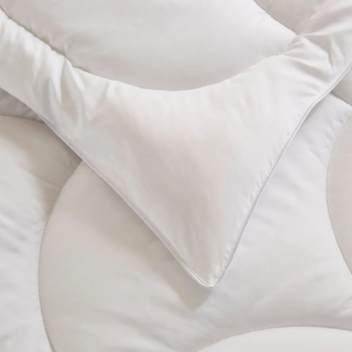 Dorma Dream Anti-Allergy 13.5 Tog Winter Duvet – image 3
