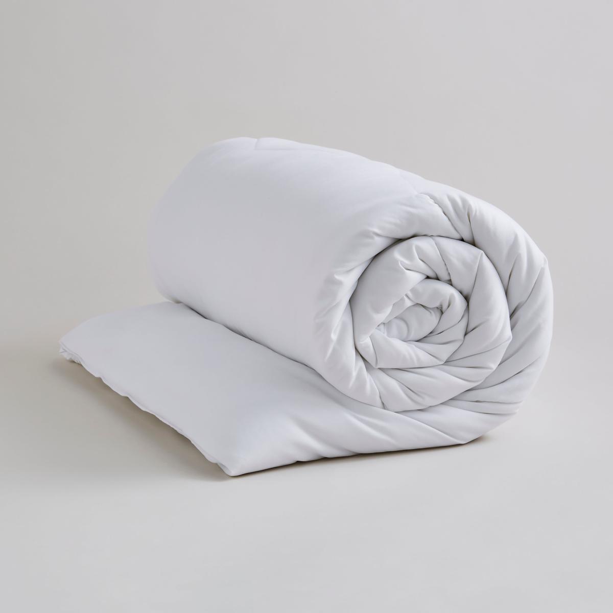 Fogarty Temperature Balance 4.5 Tog Summer Duvet – image 4