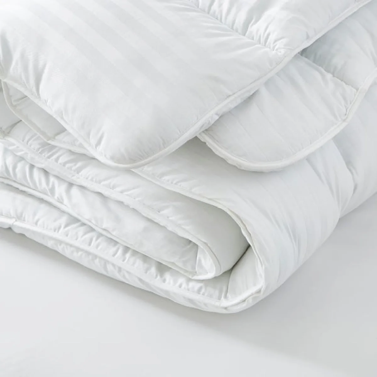 Hotel Luxury Cotton 10.5 Tog Duvet White – image 4