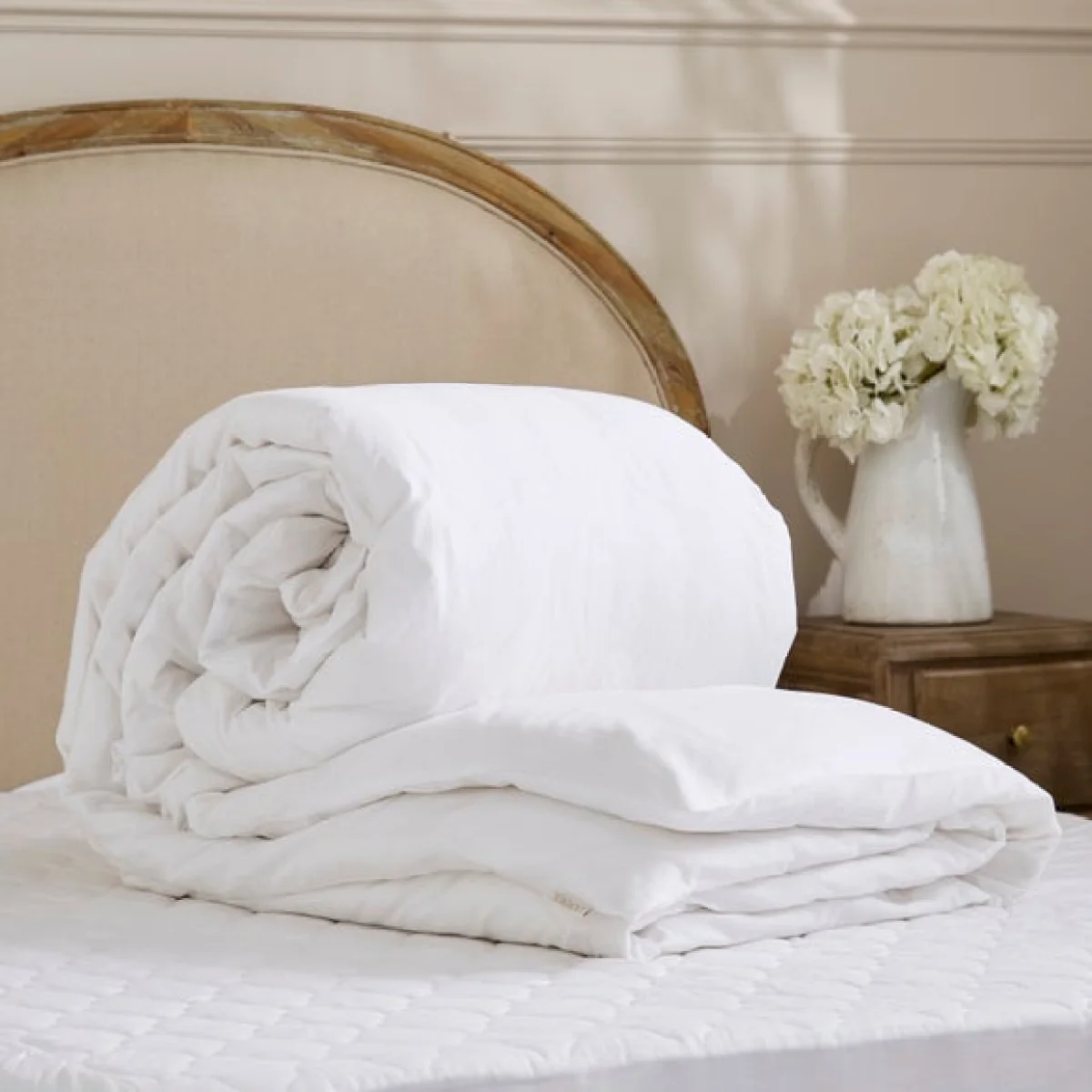 Dorma Egyptian Cotton T300 Duvet Protector – image 2
