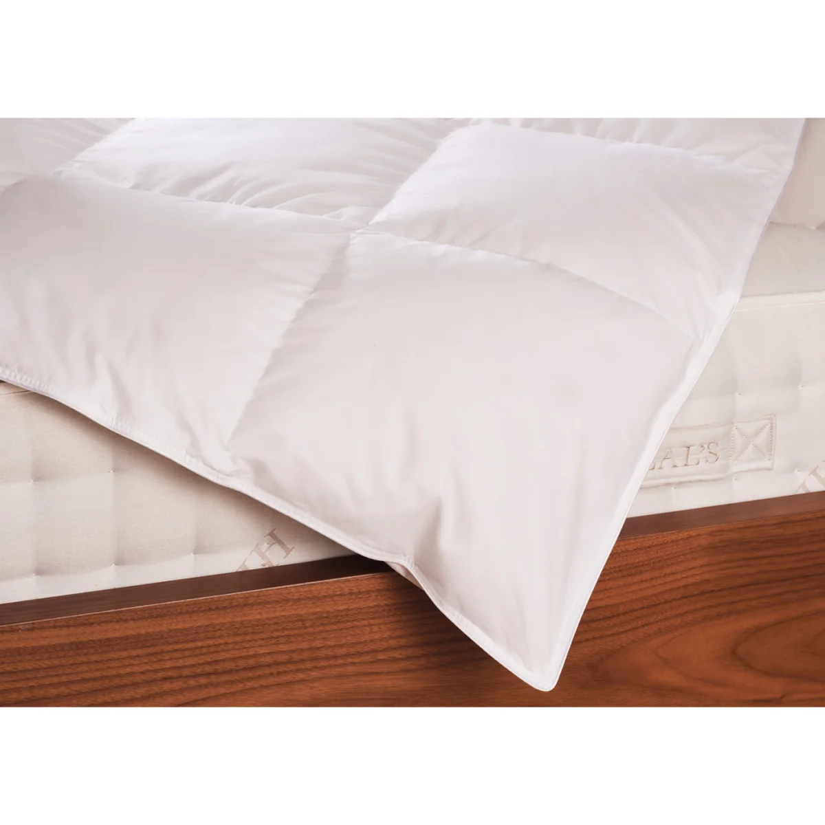 Heal's Ultimate Luxury Hungarian Goose Down Duvet 10.5 Tog – image 2