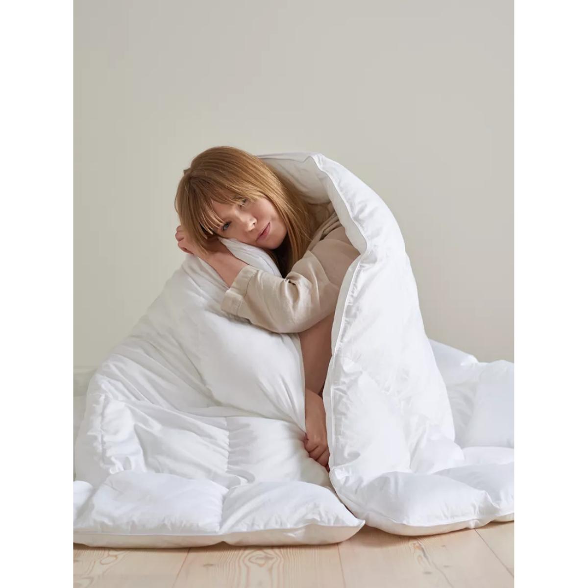 Bedfolk Feather and Down Duvet, 4.5 Tog – image 3
