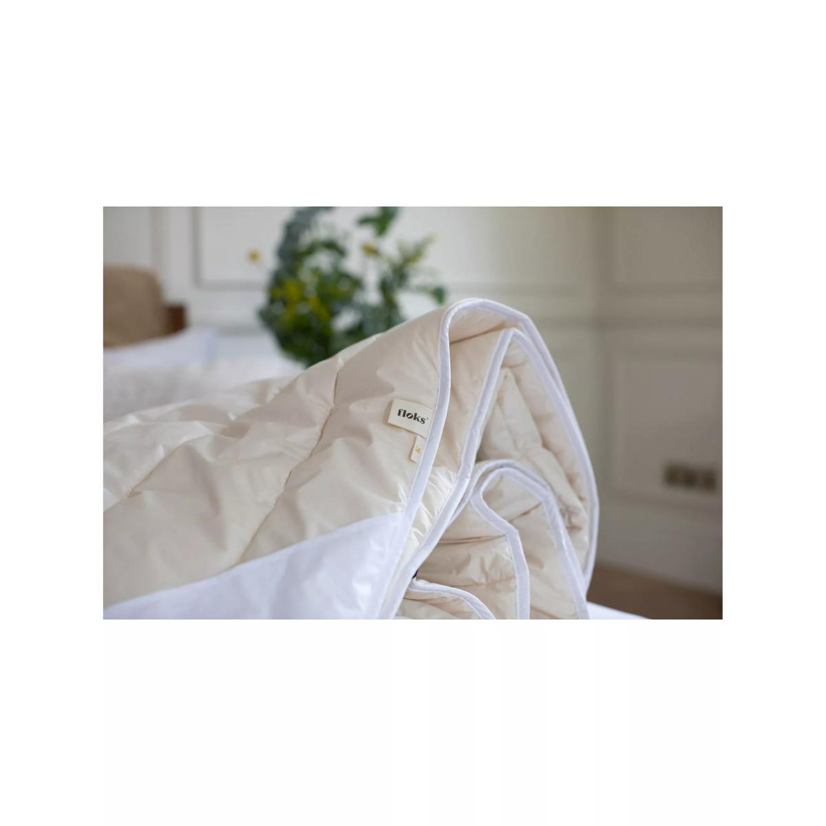 Floks Luxury British Winter Wool Duvet, 13.5 Tog – image 2