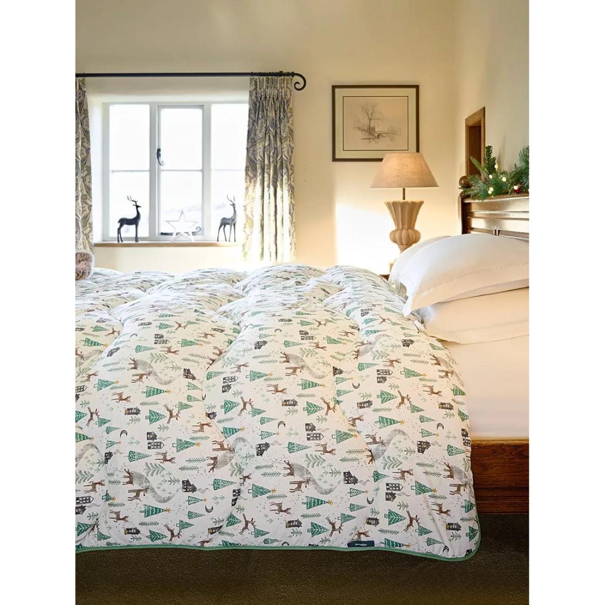 Nightlark Festive Forest Coverless Duvet, 10.5 Tog – image 2