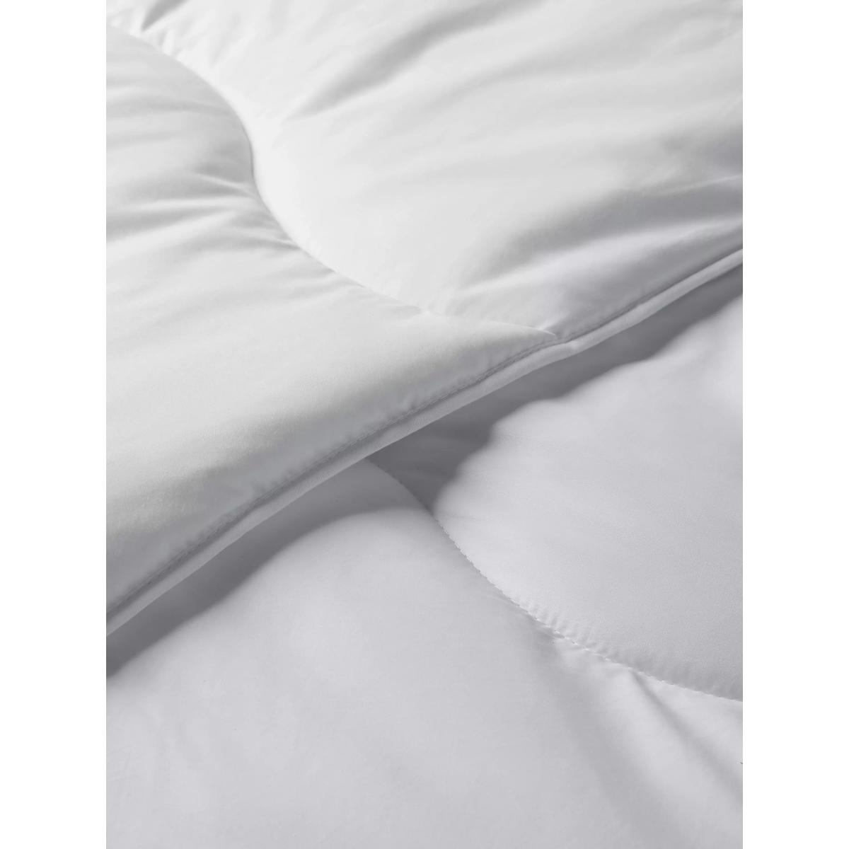 John Lewis Synthetic Collection Temperature Regulating 3-in-1 Duvet with 37.5 Technology, 13.5 Tog (4.5 + 9 Tog) – image 2