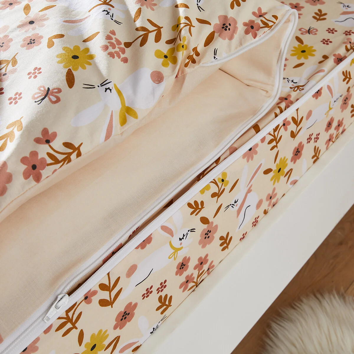 Flower Rabbit Bed Set with Duvet – image 2