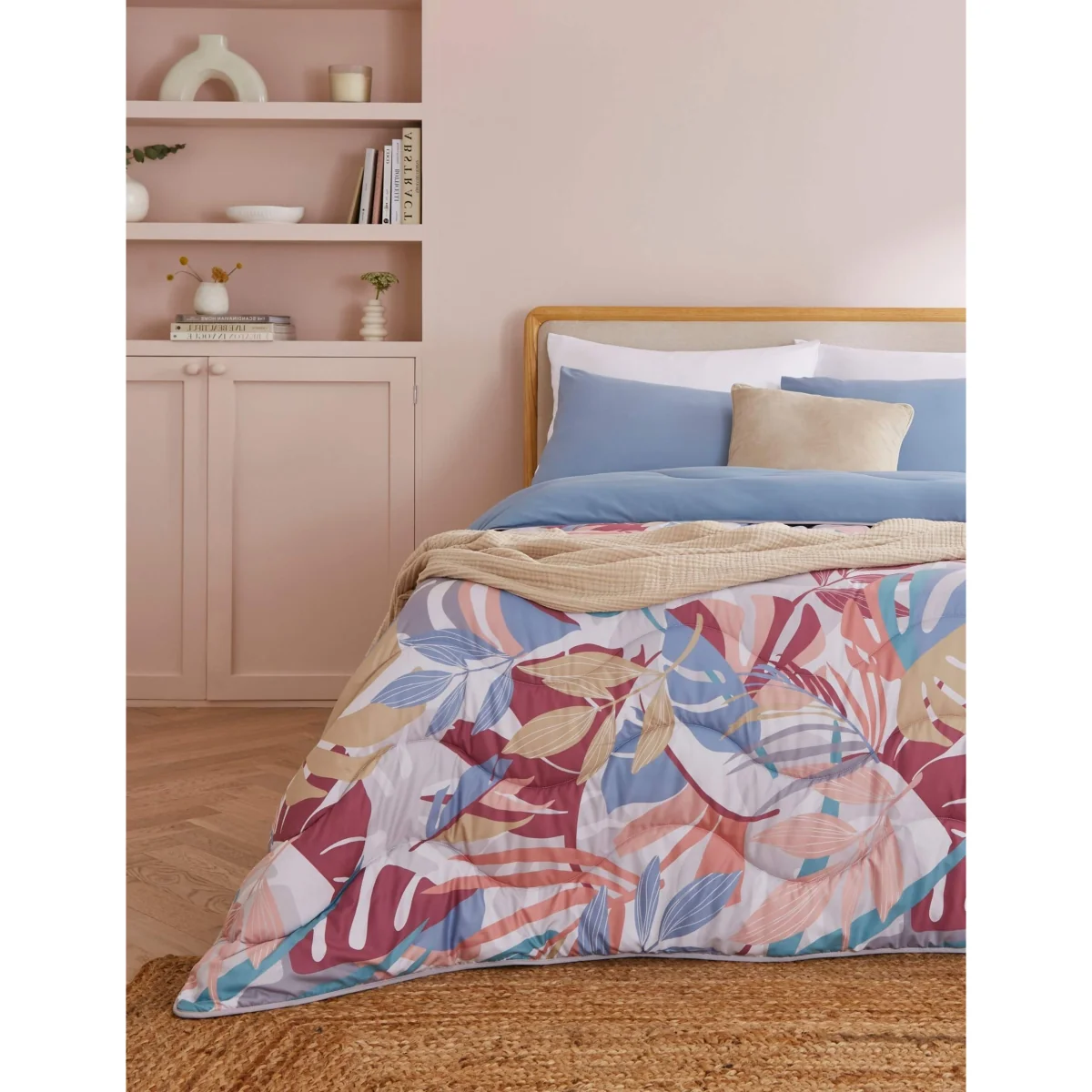 Night Lark Palm Print 10.5 Tog Coverless Duvet & Pillowcase Multi – image 2