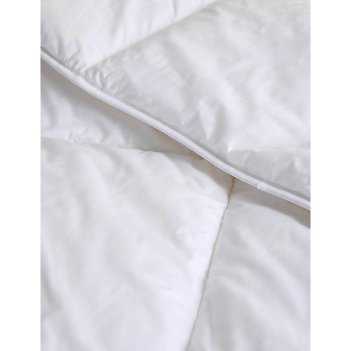 M&S Luxury Down Alternative 13.5 Tog Duvet White – image 3