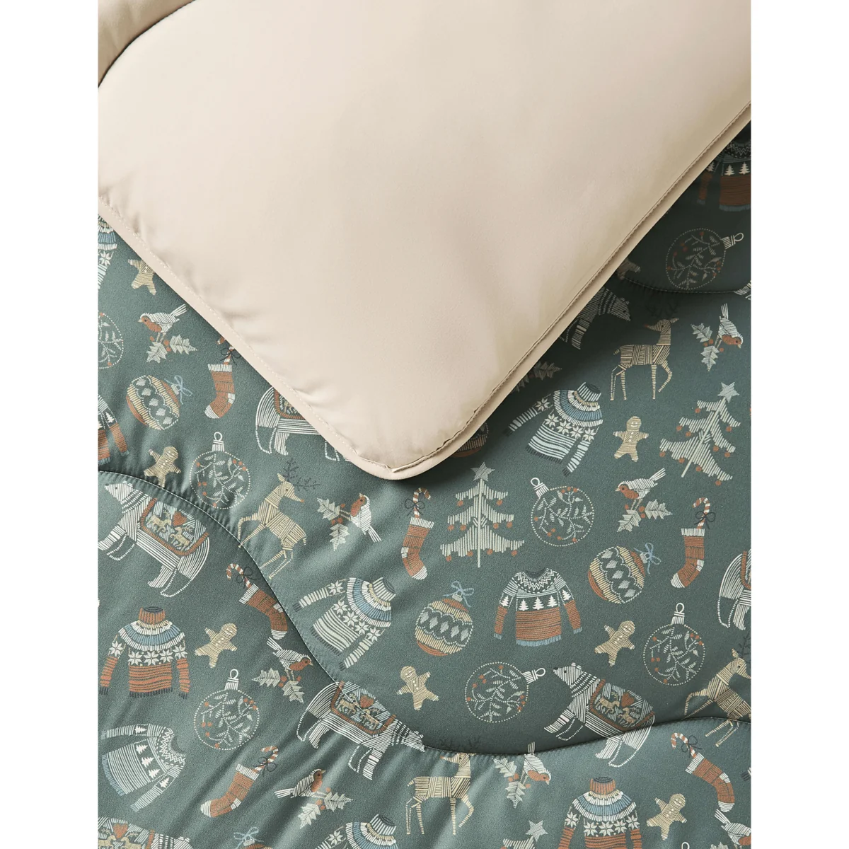 Nightlark Christmas 10.5 Tog Coverless Duvet & Pillowcase Set Dark Green – image 3