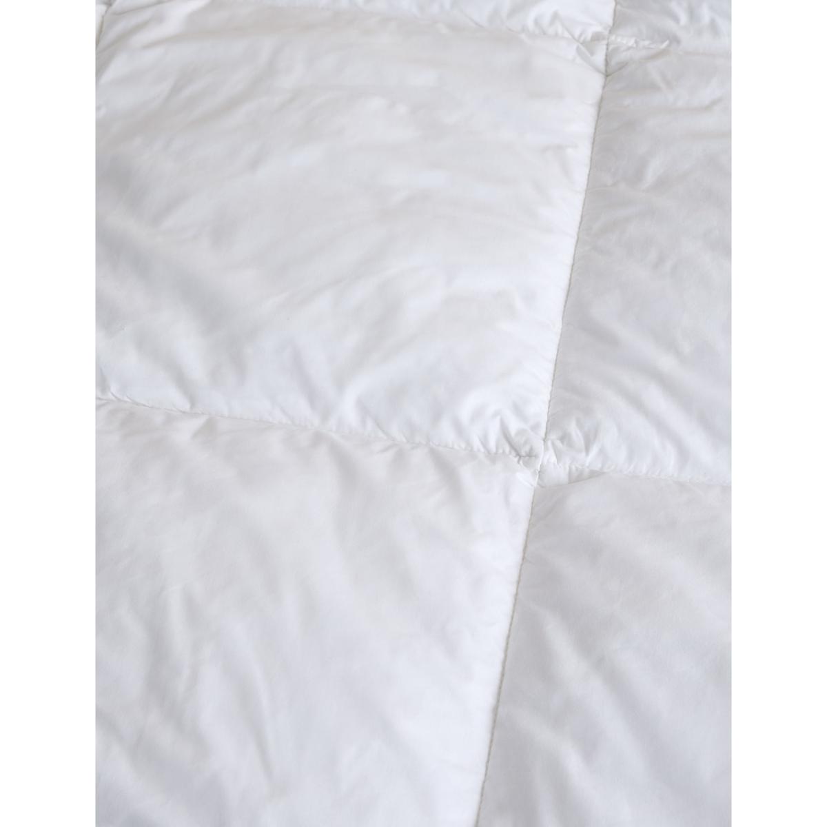 M&S Luxury Down Alternative 10.5 Tog Duvet White – image 4
