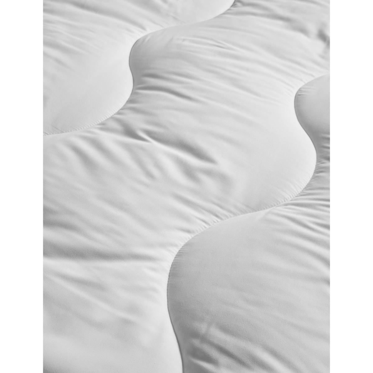 M&S Collection Advanced Allergy Protection 10.5 Tog Duvet - SGL - White, White – image 3