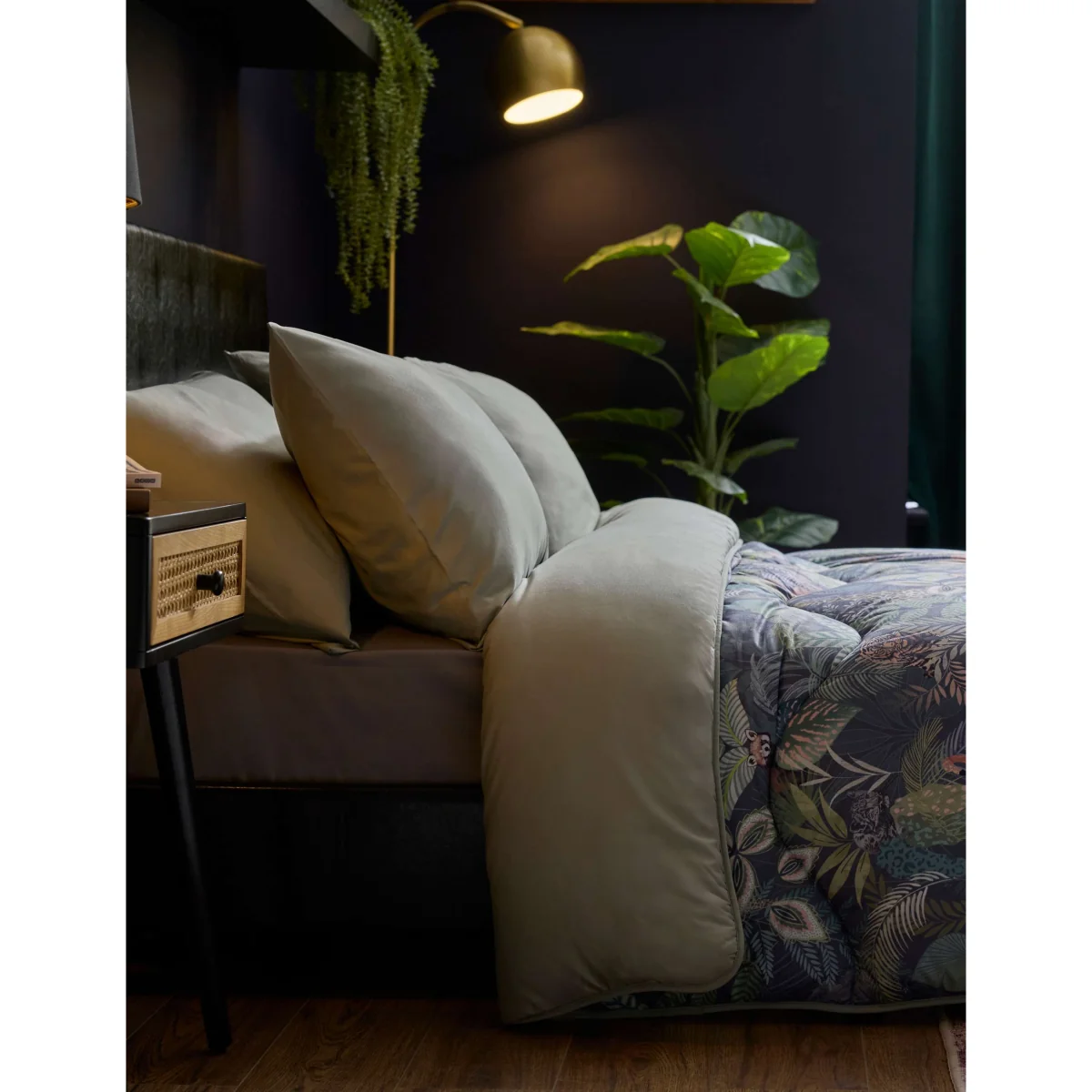 Nightlark Safari 10.5 Tog Coverless Duvet and Pillowcase Dark Navy – image 3