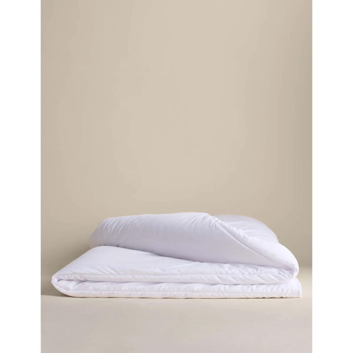M&S Everyday 4.5 Tog Duvet White – image 2