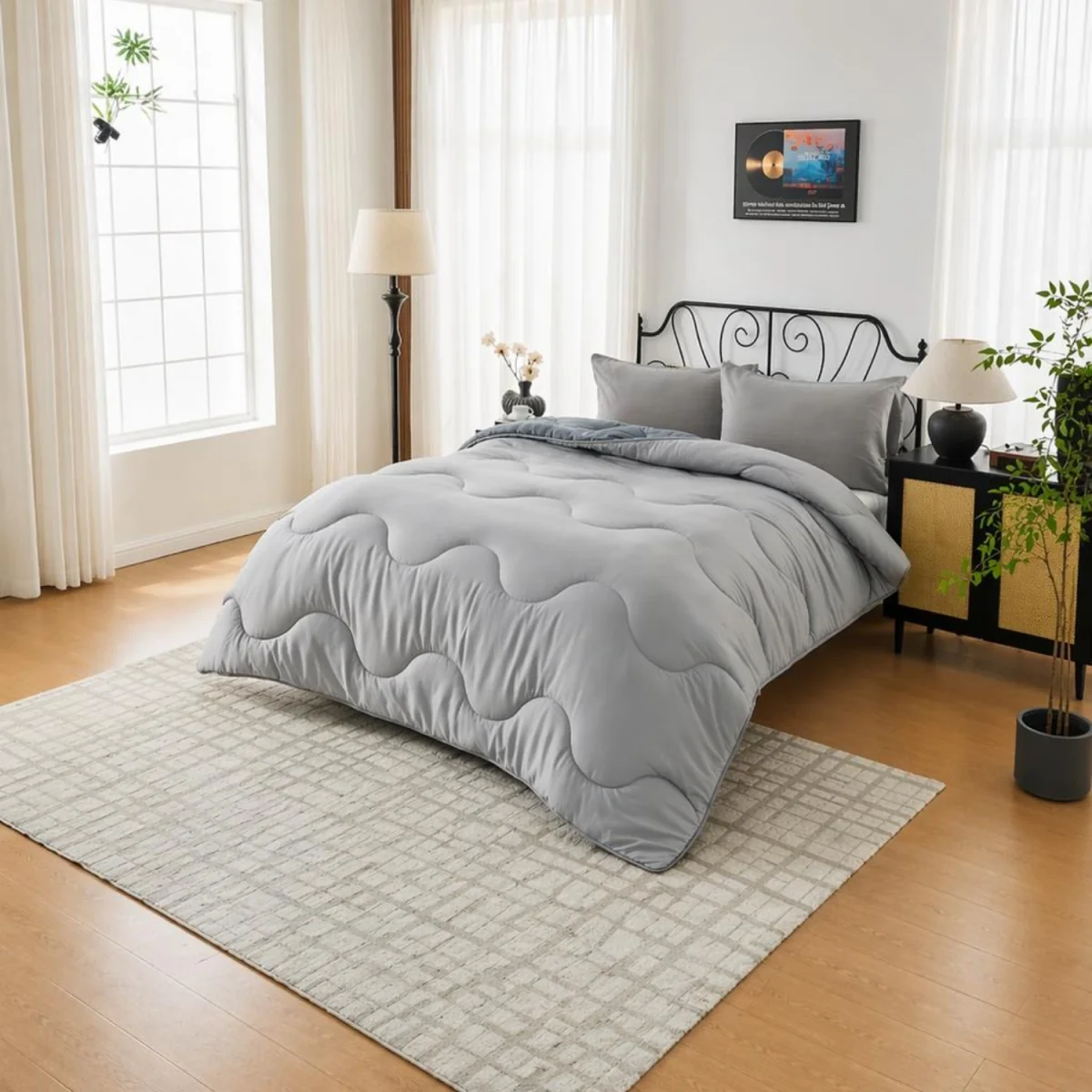 Dyzi 10.5 Tog Supersoft Microfibre Duvet ¿ Coverless or Covered Set H - Grey