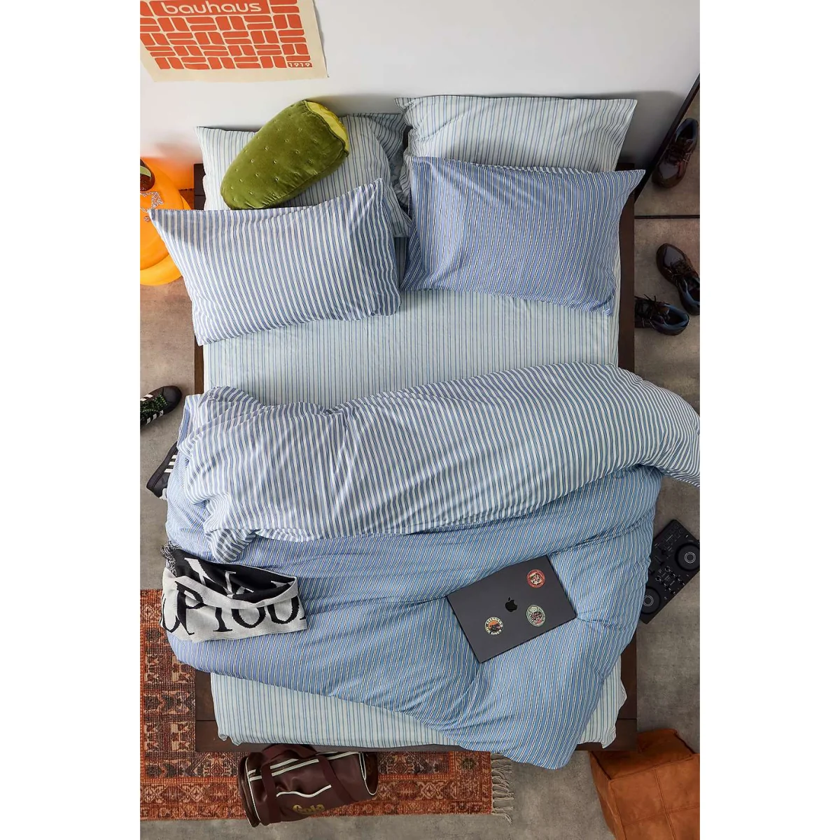 Blue Shirt Stripe Duvet Set - Blue King at Urban Outfitters – image 2
