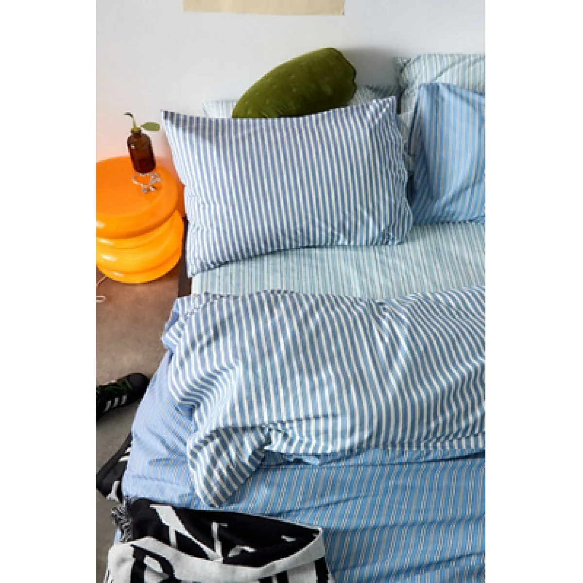 Blue Shirt Stripe Duvet Set - Blue King at Urban Outfitters – image 9