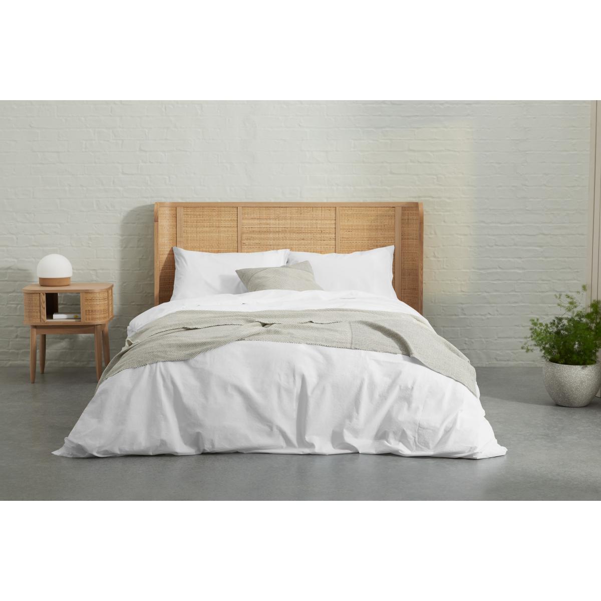 Zana Organic Cotton Stonewashed Duvet Cover + 2 Pillowcases, Super King, White  – image 3