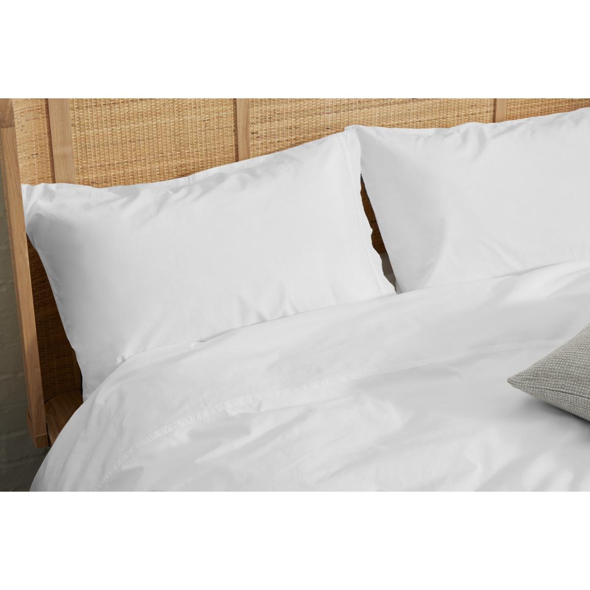 Zana Organic Cotton Stonewashed Duvet Cover + 2 Pillowcases, Super King, White  – image 5