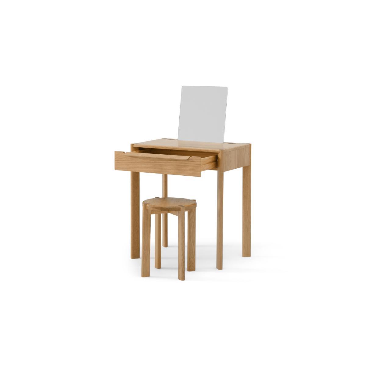 Ardelle Dressing Table with Stool, Oak – image 6