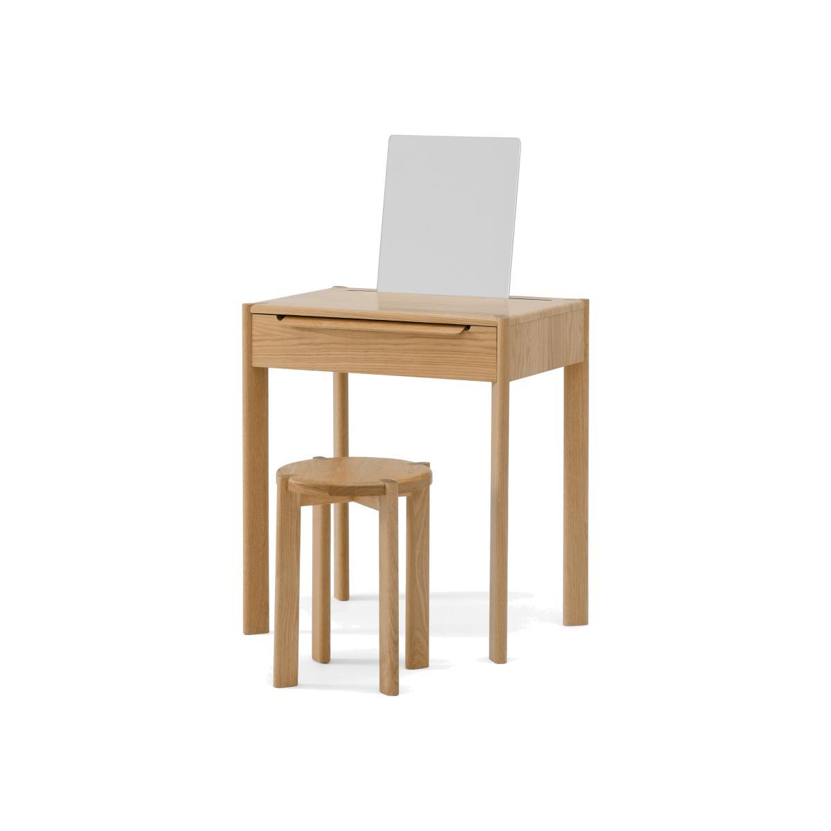 Ardelle Dressing Table with Stool, Oak – image 1