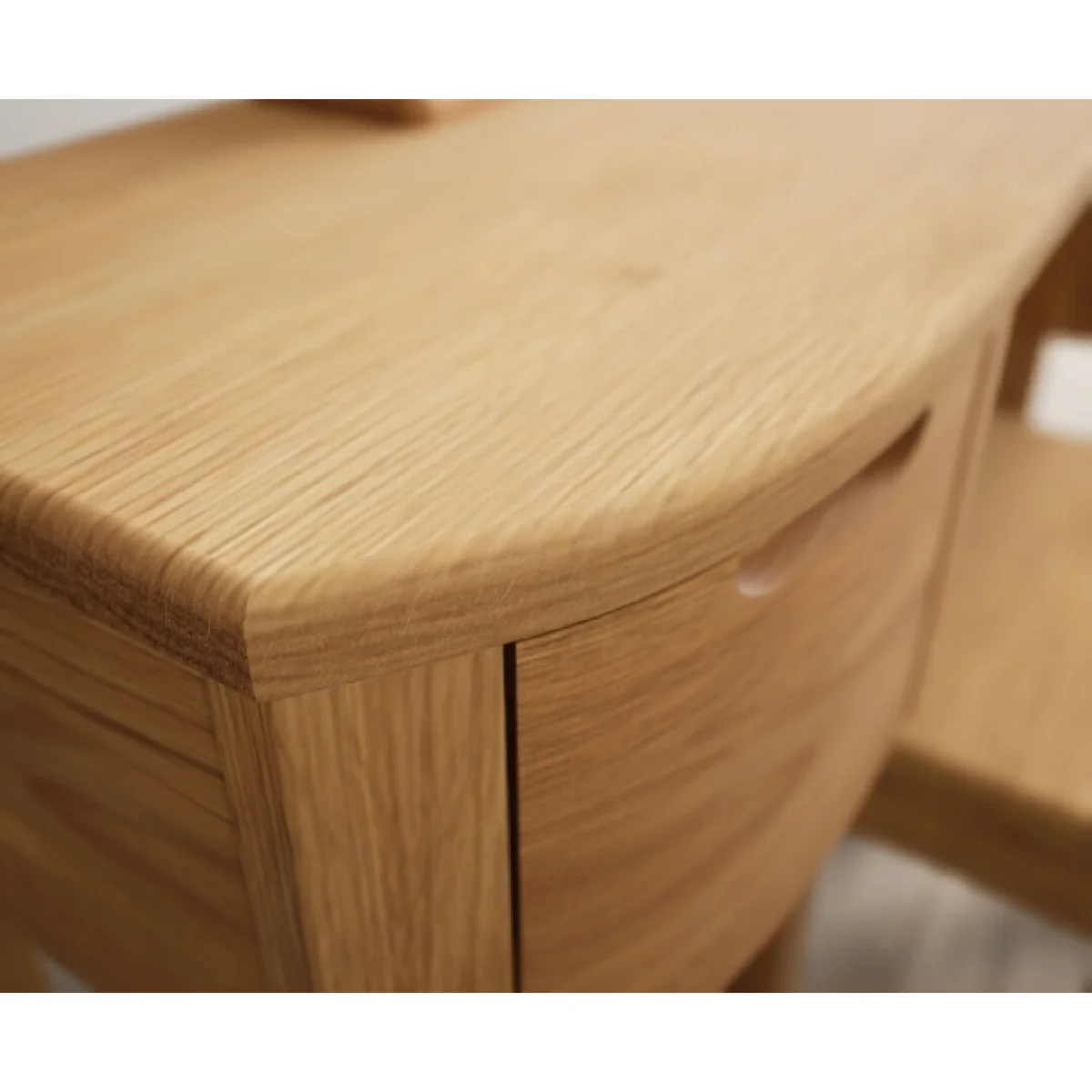 Somerton Curved Solid Oak Dressing Table Set – image 7