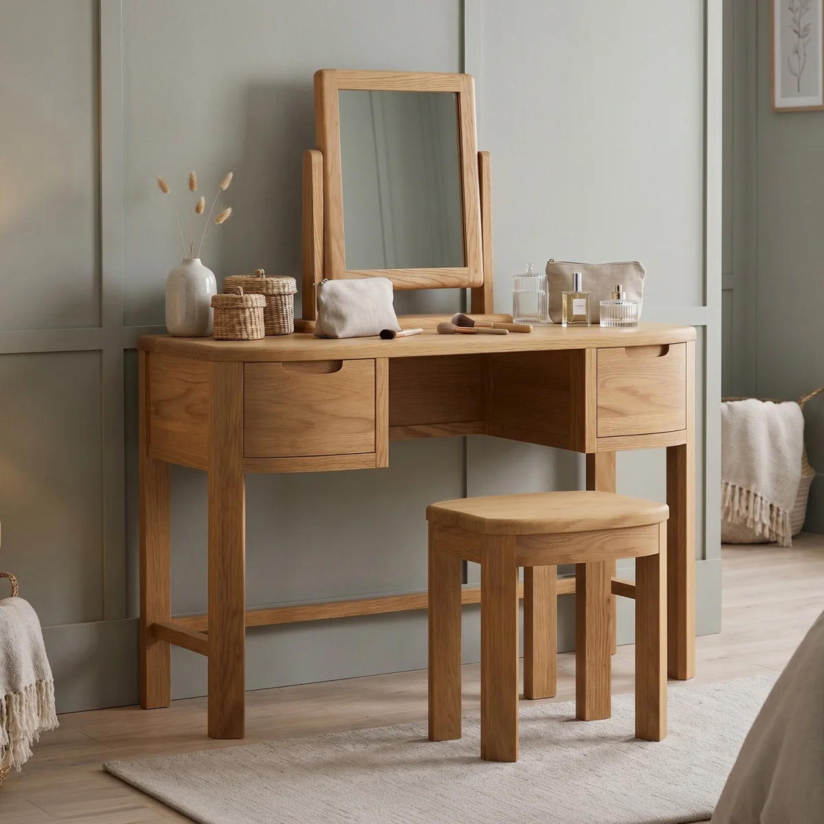 Somerton Curved Solid Oak Dressing Table Set – image 1
