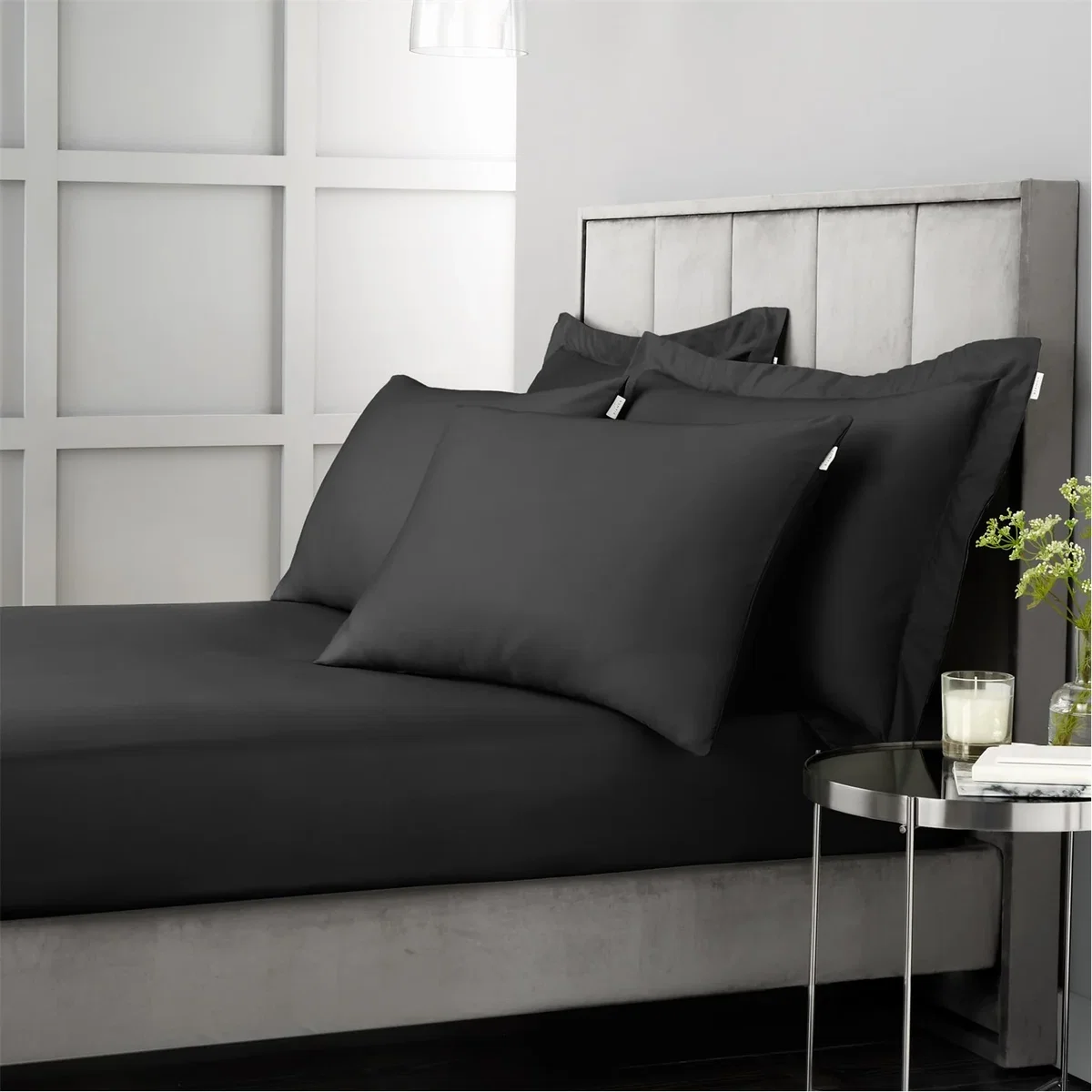 400 Thread Count Cotton Sateen Fitted Sheet - Black – image 3