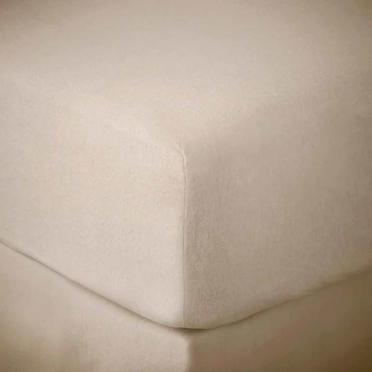 Soft & Cosy 100% Brushed Cotton Fitted Sheet – image 2