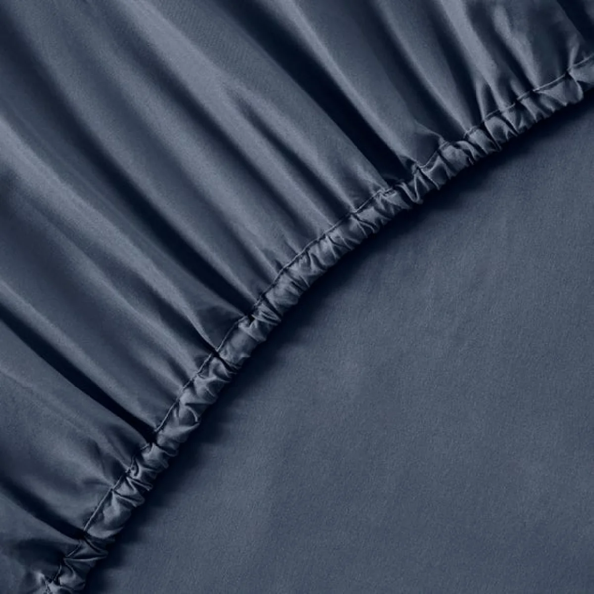 Fogarty Soft Touch Fitted Sheet – image 2