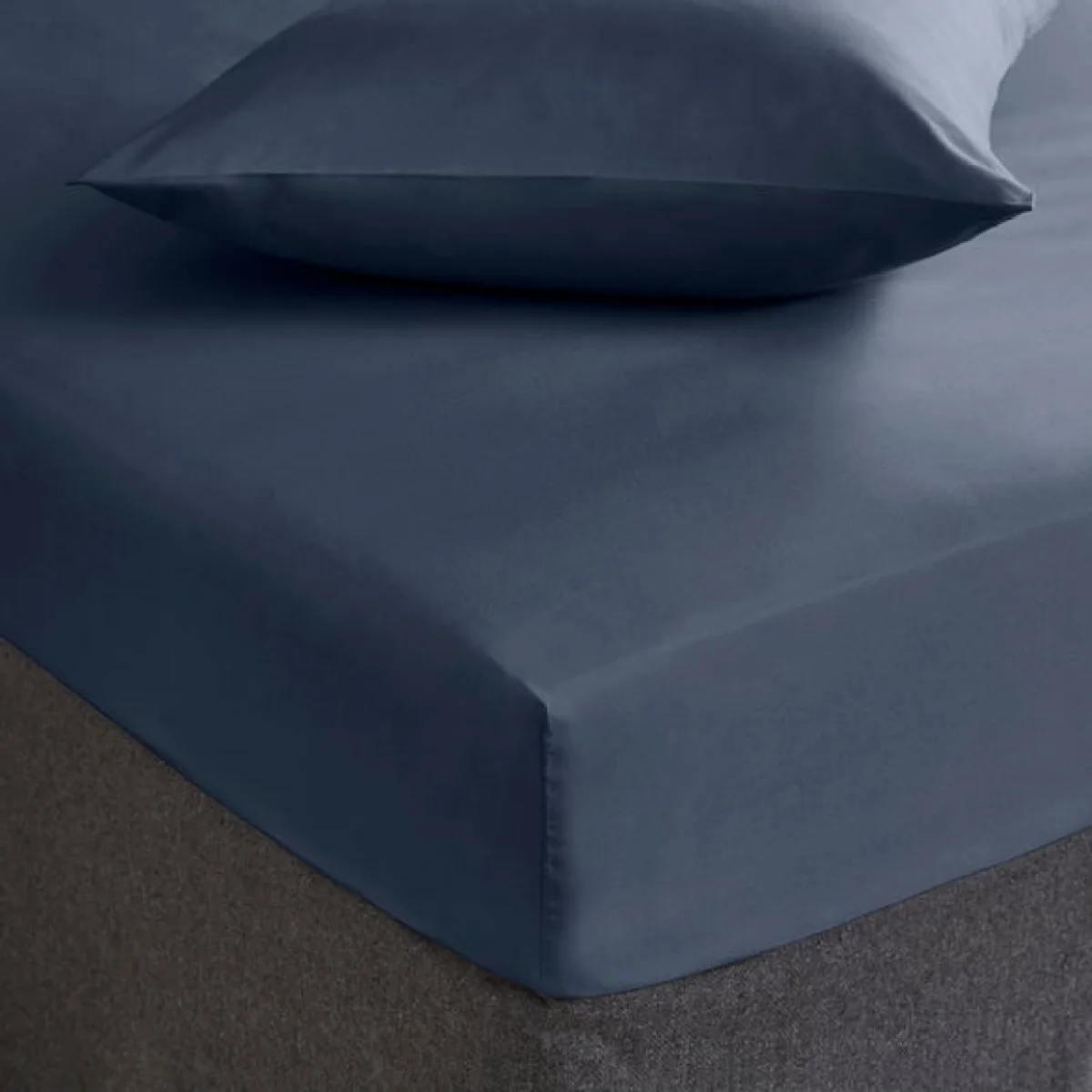 Fogarty Soft Touch Fitted Sheet – image 1