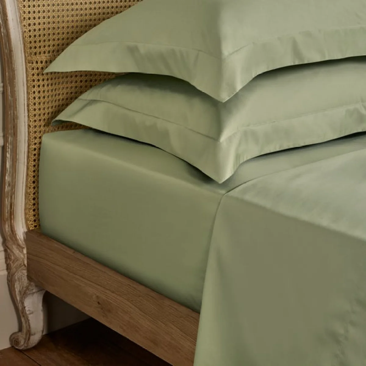 Dorma Luxe Egyptian Cotton Sateen Fitted Sheet – image 2