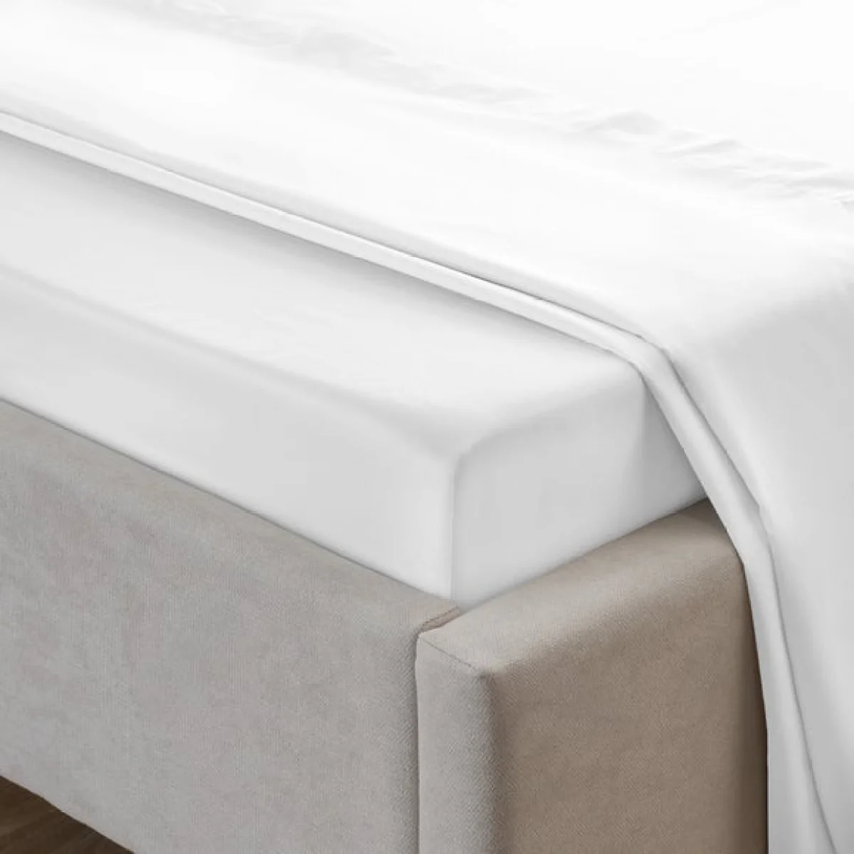 Dorma Classic Cotton Sateen Fitted Sheet – image 2