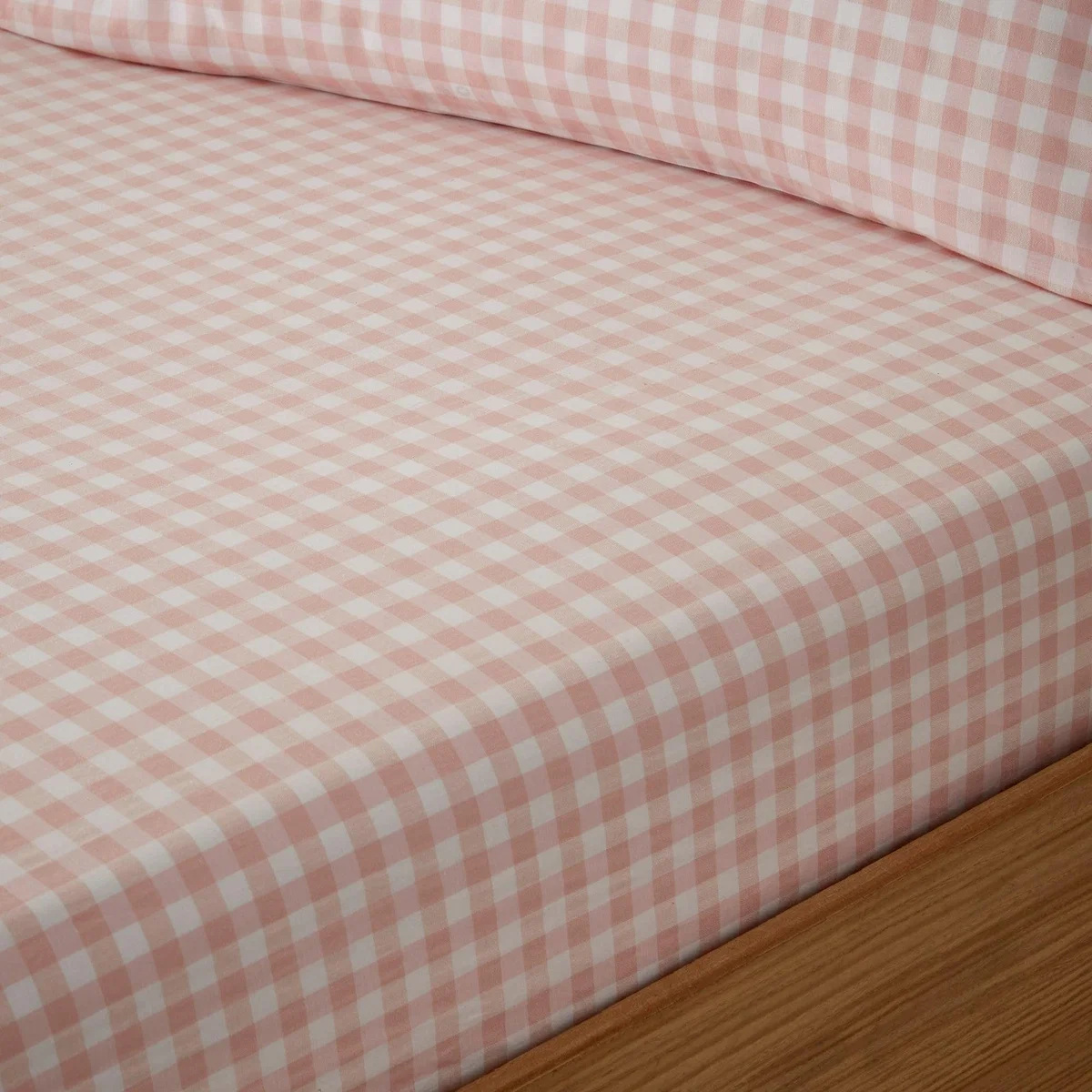 Portloe Gingham Woven Cotton Fitted Sheet – image 1