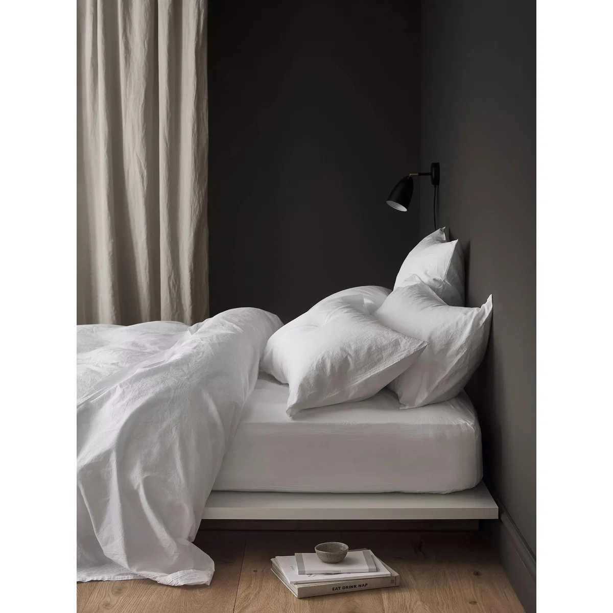 Bedfolk Relaxed Cotton Standard Fitted Sheets – image 2