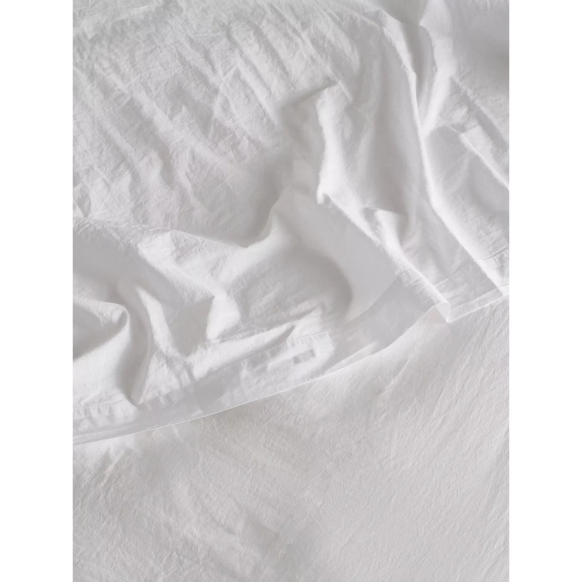 Bedfolk Relaxed Cotton Standard Fitted Sheets – image 3