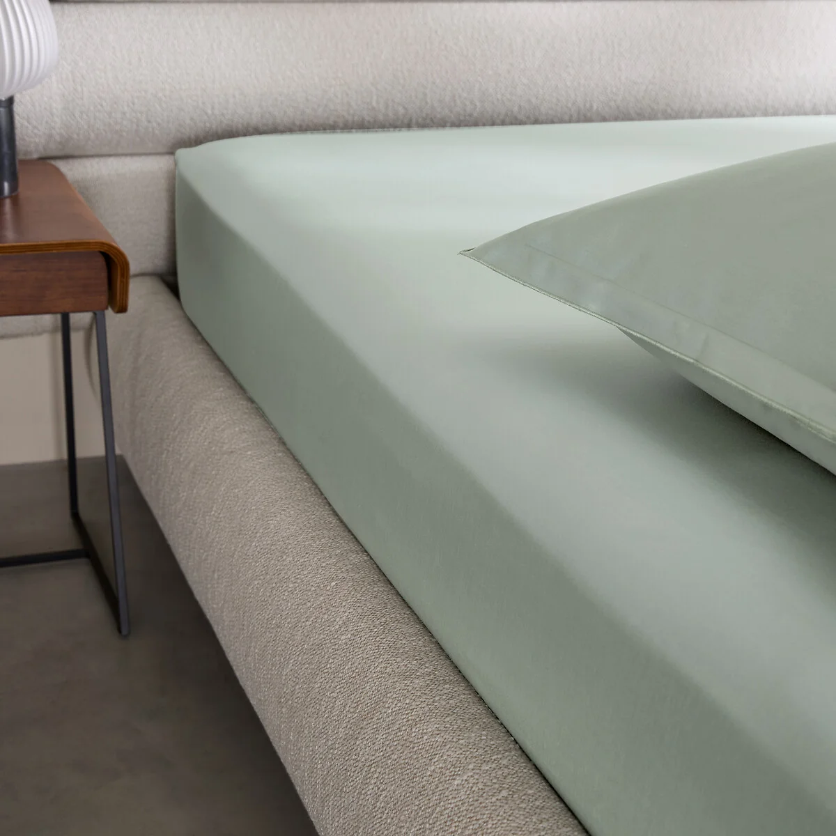 Galor Cotton Sateen Fitted Sheet with 30cm Flap – image 3