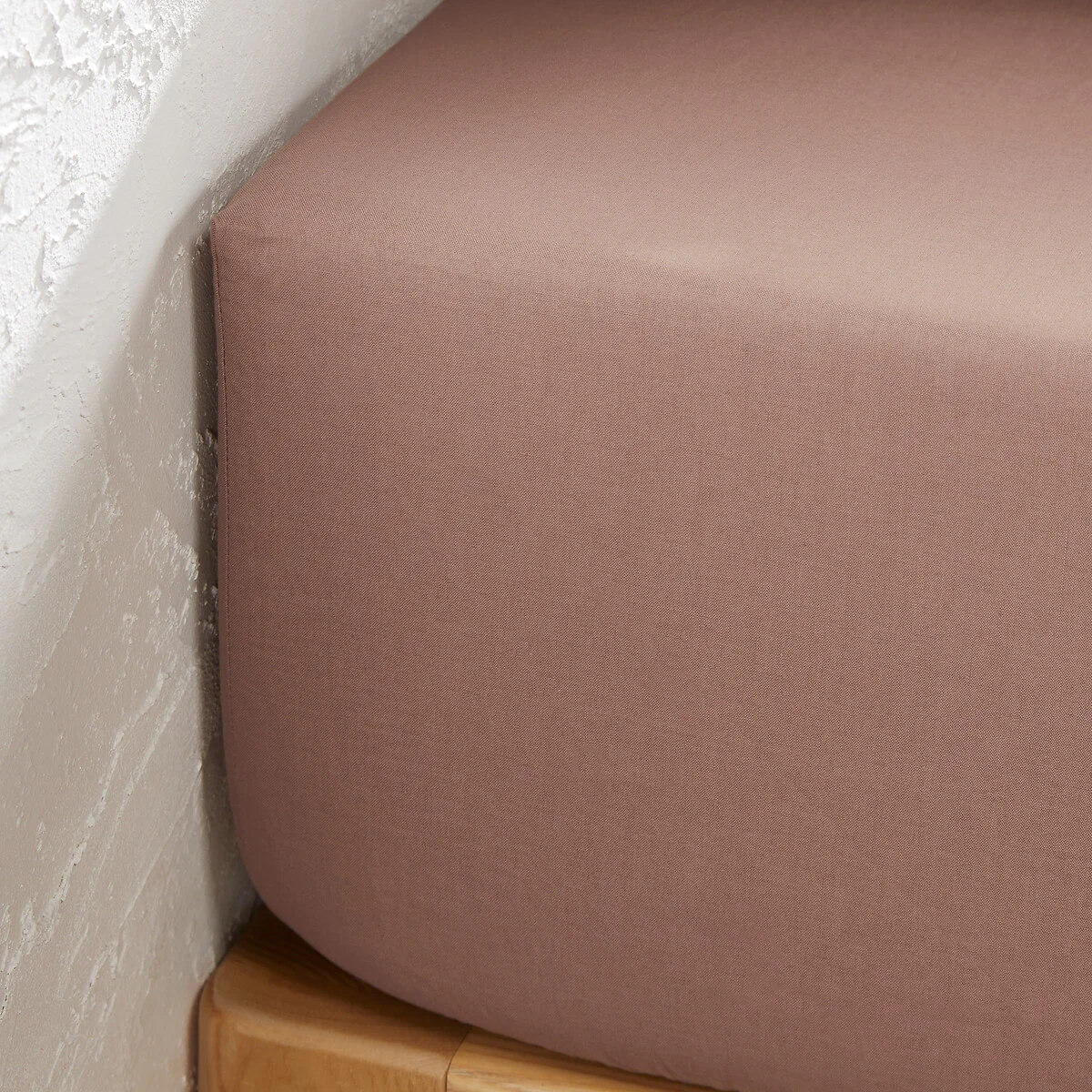 Scenario 25cm High Plain Polycotton Fitted Sheet – image 2