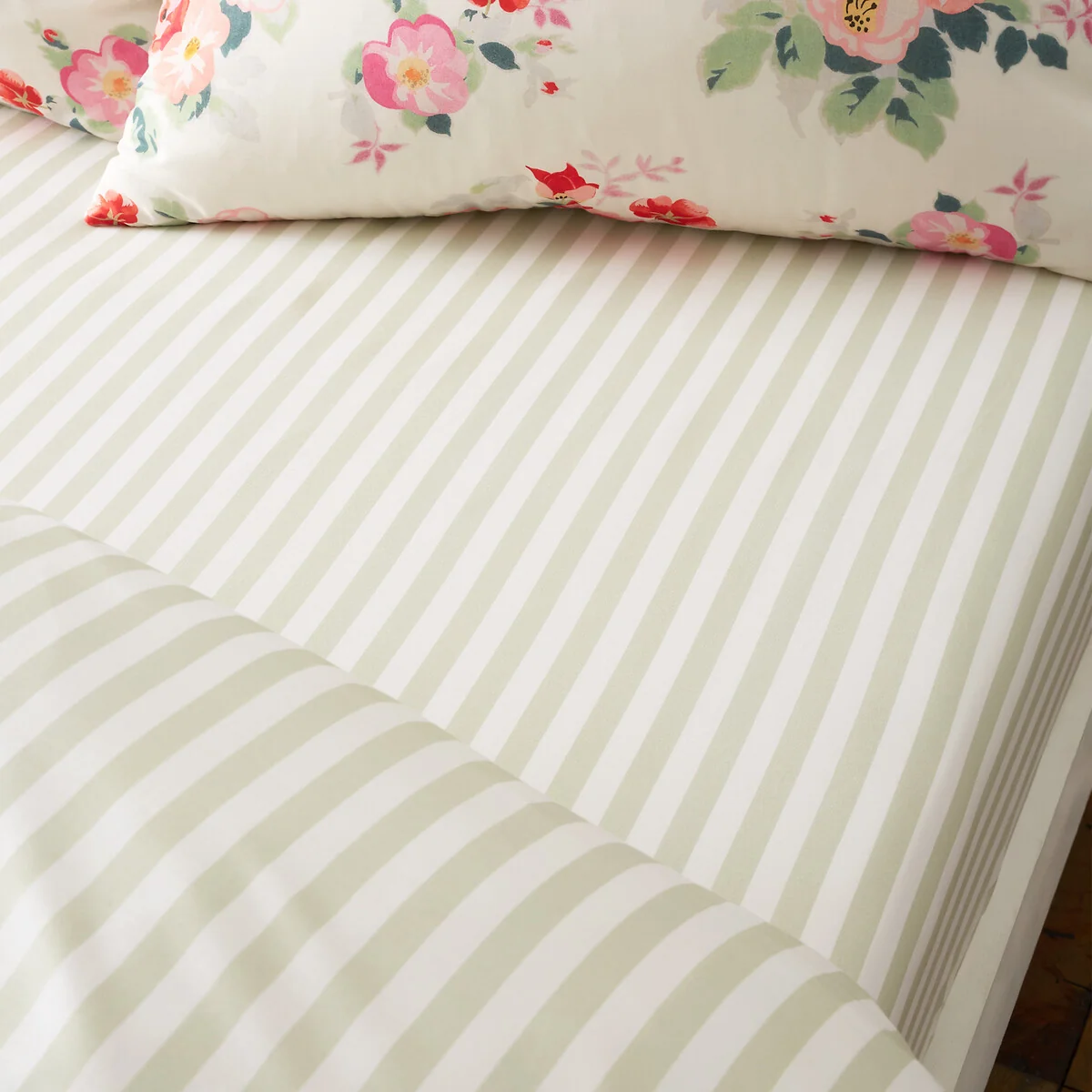 Stripe Cotton Fitted Sheet – image 1