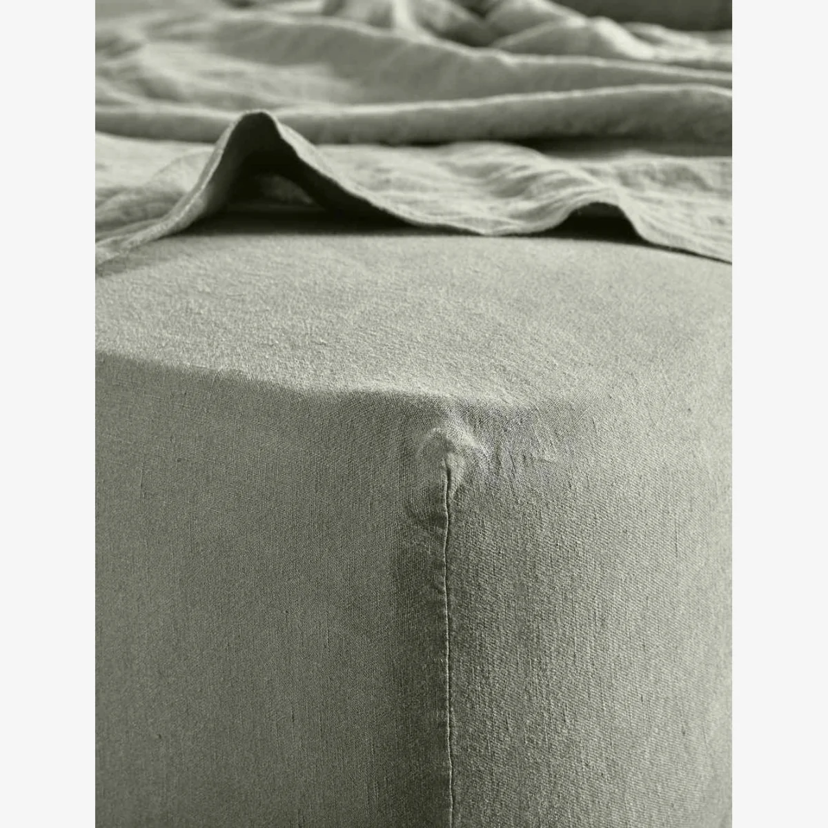 Bedfolk Pure Linen Washed Deep Fitted Sheet Khaki – image 1