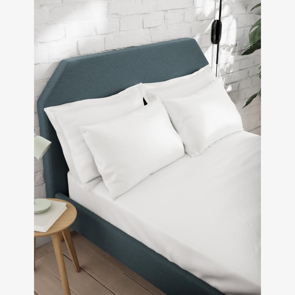 M&S Ultimate Anti Allergy Pure Cotton Deep Fitted Sheet - SGL - White, White,Silver Grey – image 1