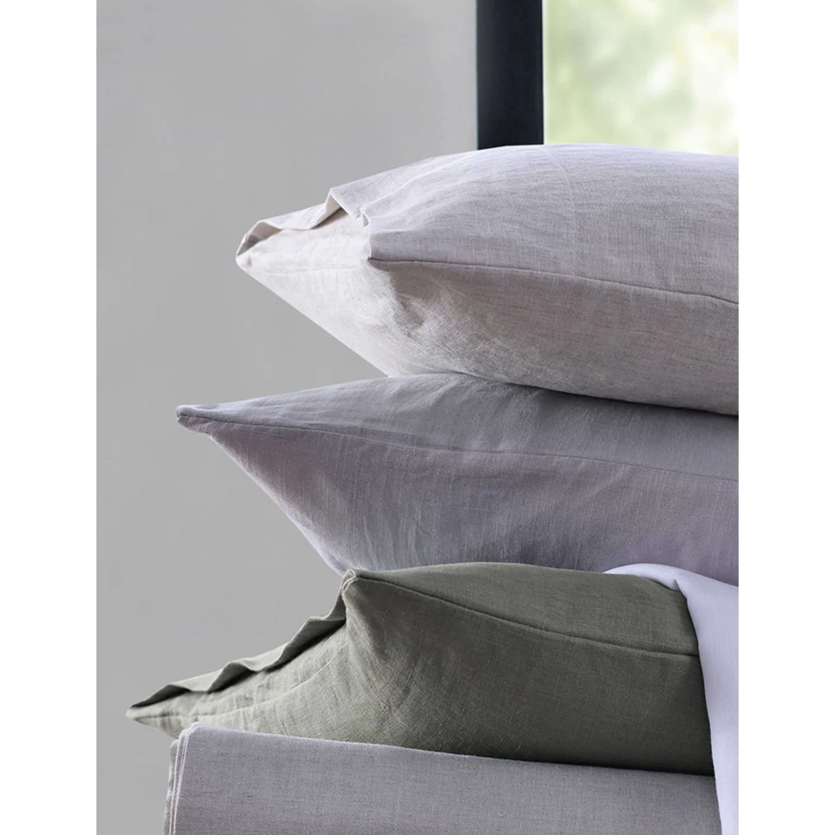 MM Linen Pure Linen Laundered Fitted Sheet White – image 2