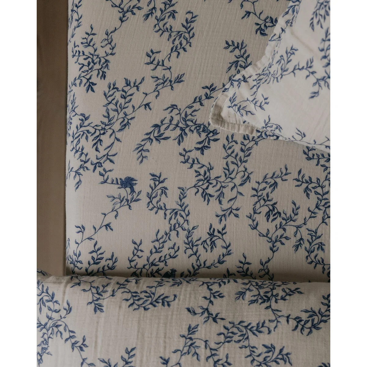 Garbo&Friends Jardim Muslin fitted sheet 60x120x20 cm – image 2