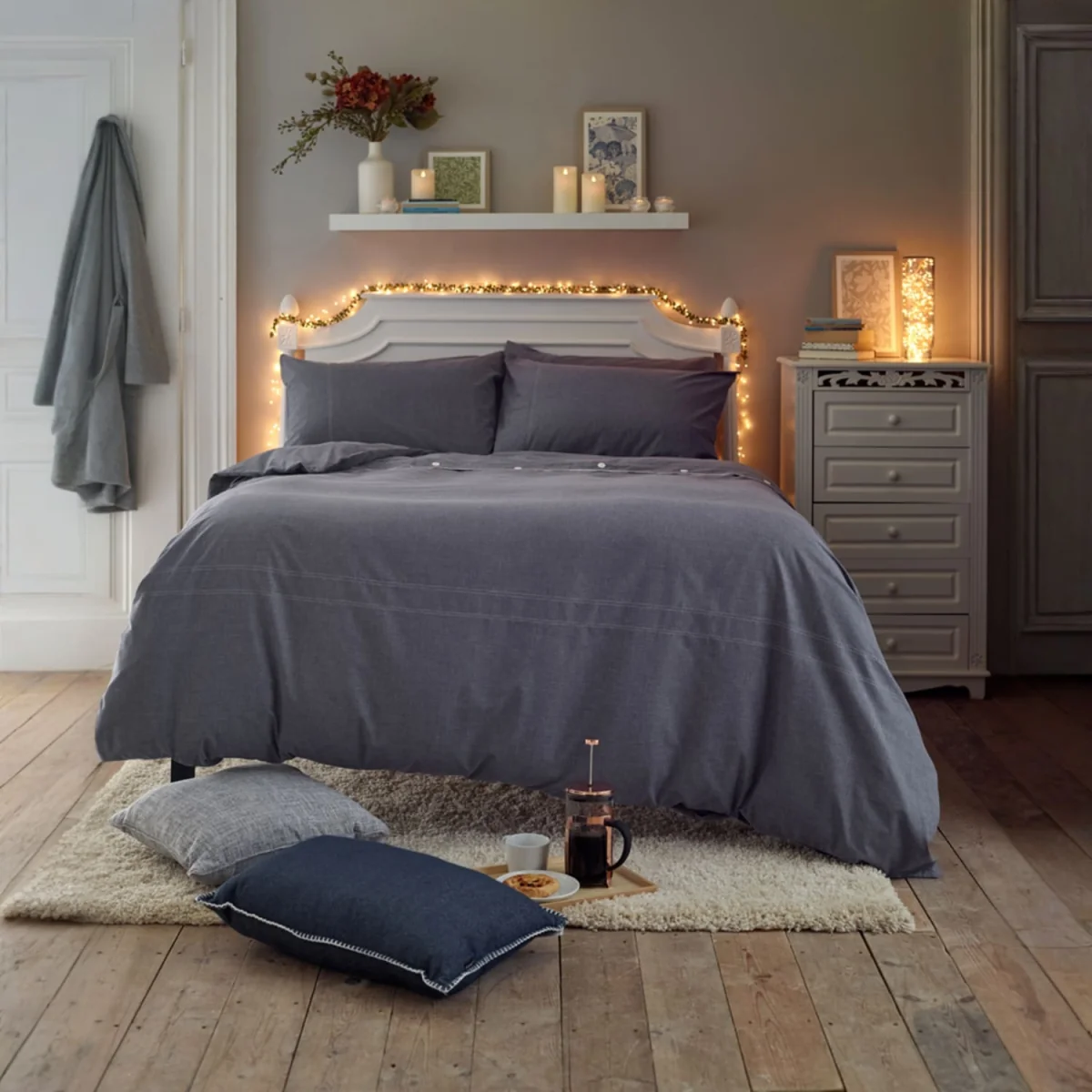 Deyongs Southwick Super King Fitted Sheet - Navy / Superking / Machine washable, tumble dry – image 2