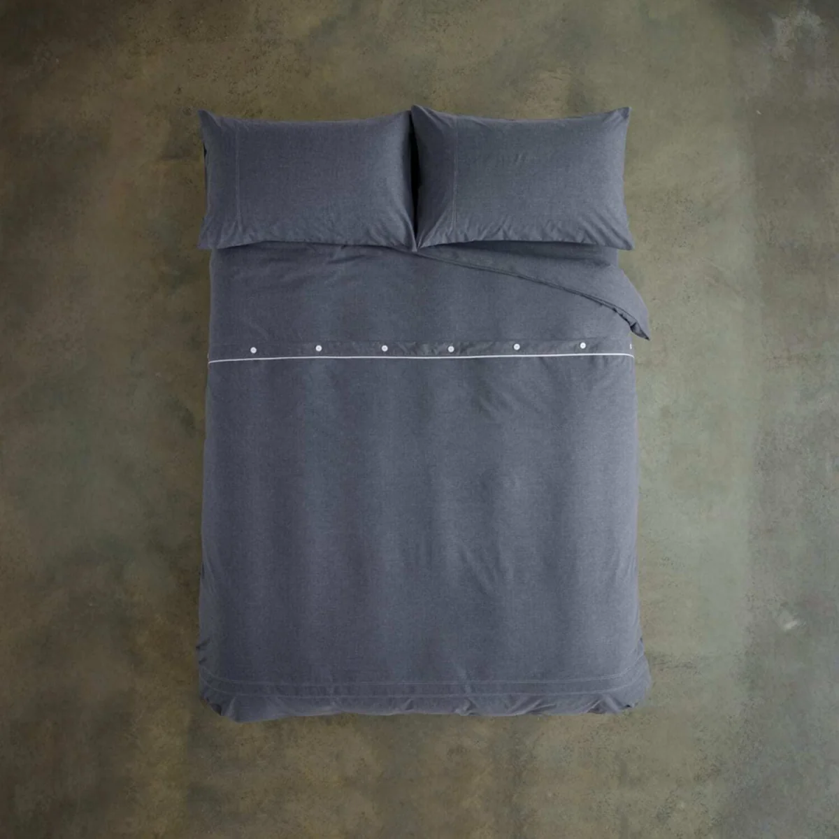 Deyongs Southwick Super King Fitted Sheet - Navy / Superking / Machine washable, tumble dry – image 6
