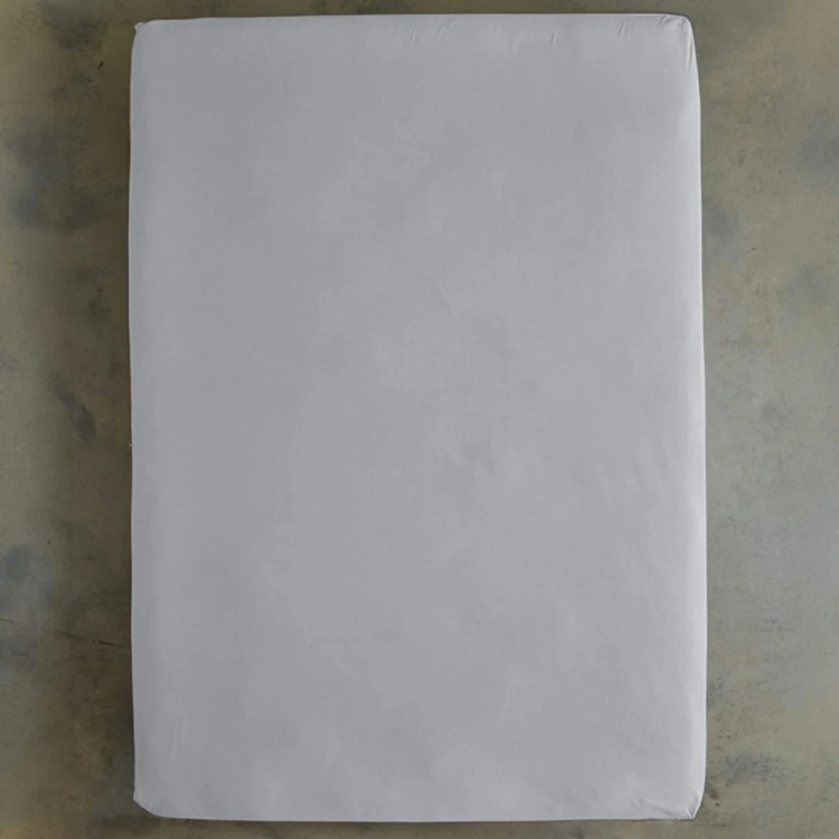 Deyongs Southwick Super King Fitted Sheet - Grey / King / washed separately and before first use. Optical brightener detergents may affect the colour. – image 2